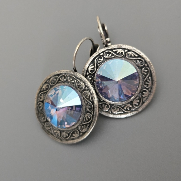 Austrian Crystal Earrings in Antique Silver - Picture 9 of 11